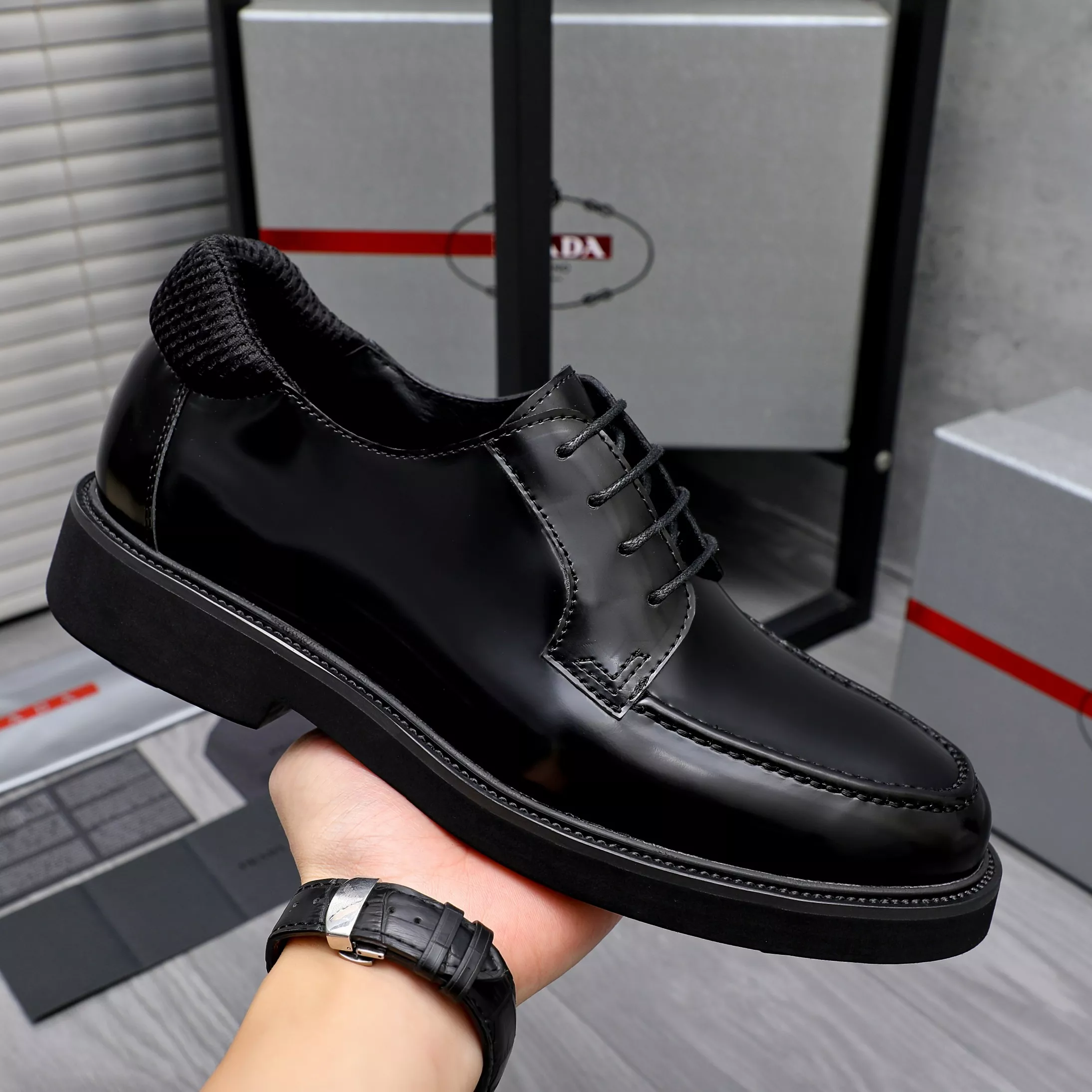 prada cuir chaussures pour homme s_12a1a7a4